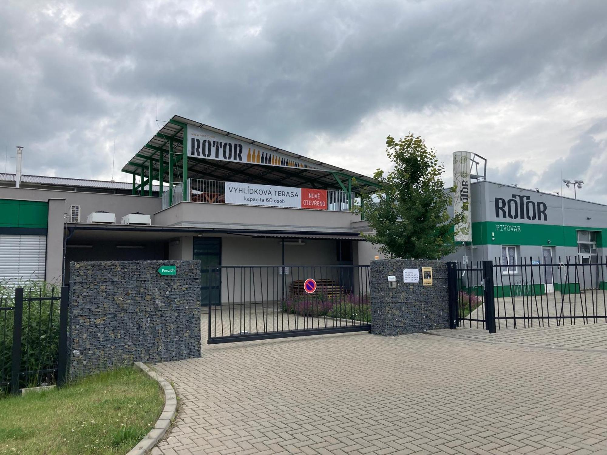 New Pension At Rotor Brewery Hotel Kunovice Luaran gambar